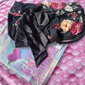 Cute Booty Lounge Floral Black Shorts
